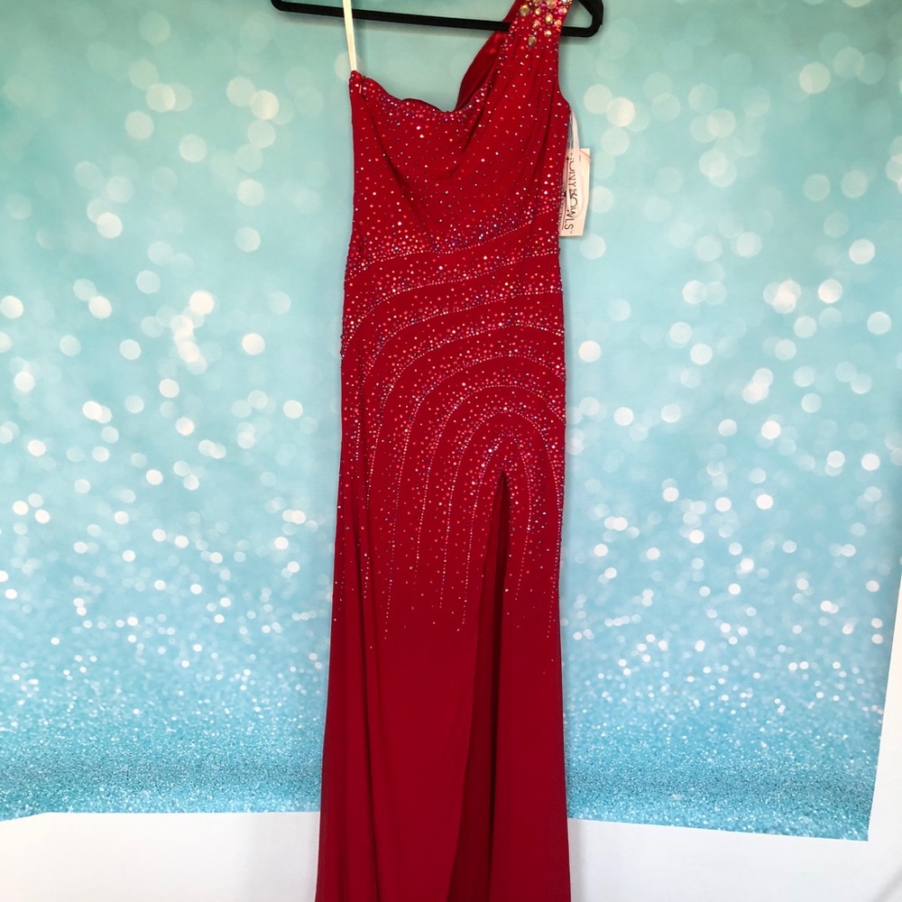 Red prom or pageant gown